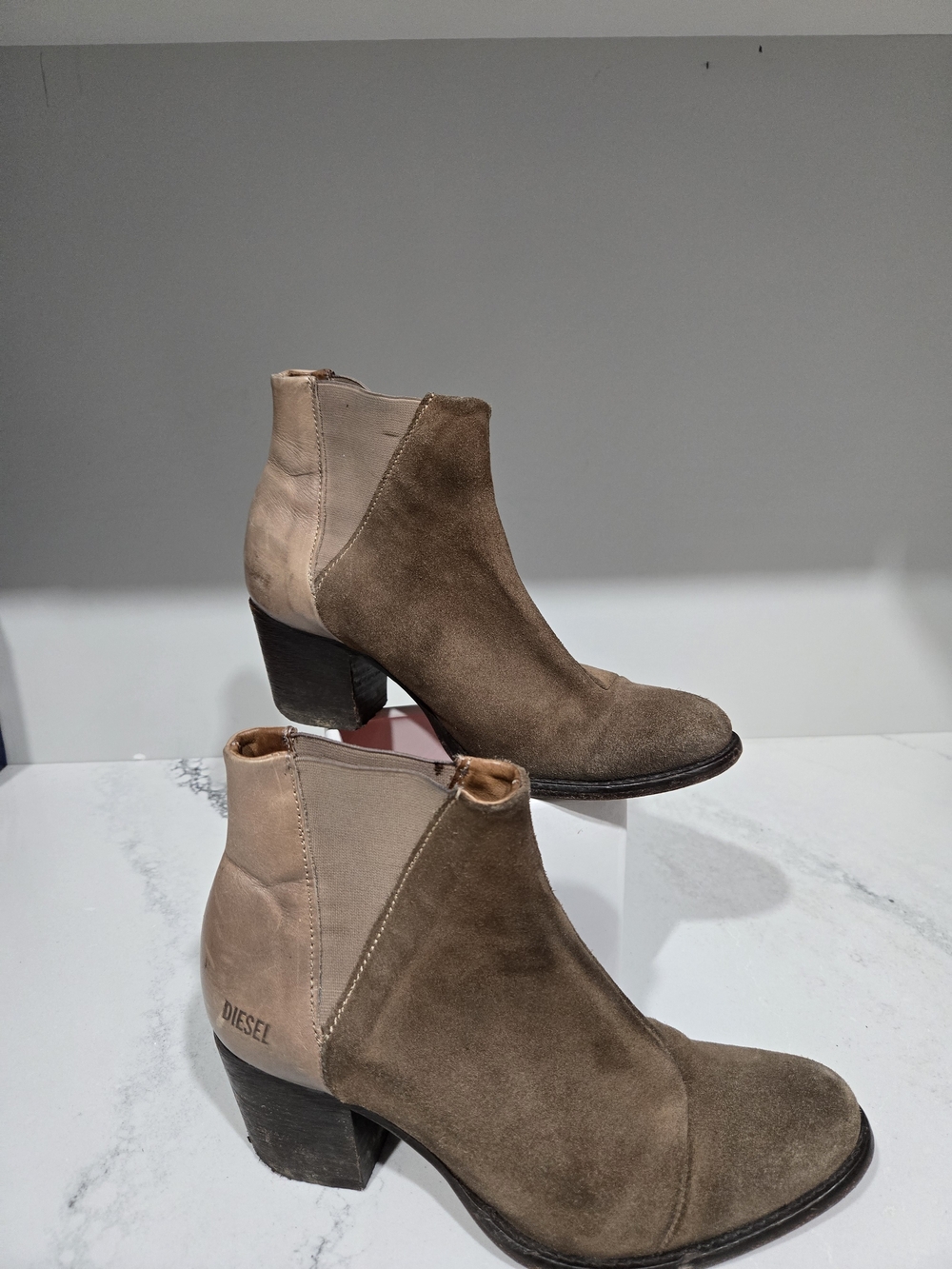 Diesel Beatly Cobblestone Boots Suede Leather Western Core Urban Utility Sz 37